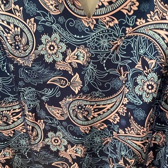 Golf Tennis Ruffled Paisley Dress - Picture 3 of 3